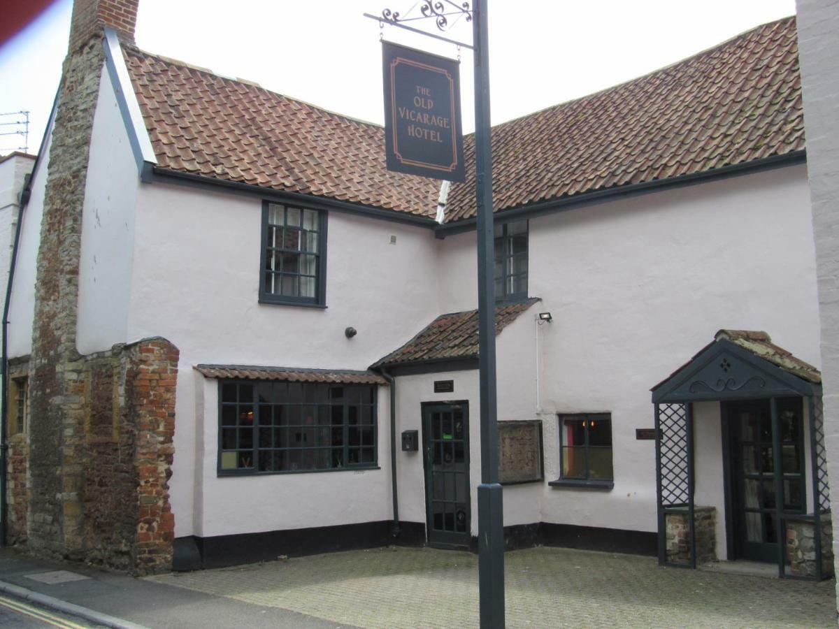 The Old Vicarage Hotel & Restaurant Bridgwater Exterior foto The Old Plough Inn